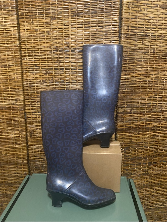 Marc By Marc Jacobs Shoes - GUC Marc by Marc Jacobs made in Italy black blue hearts Rain Boot EU 40 us 9 1/2